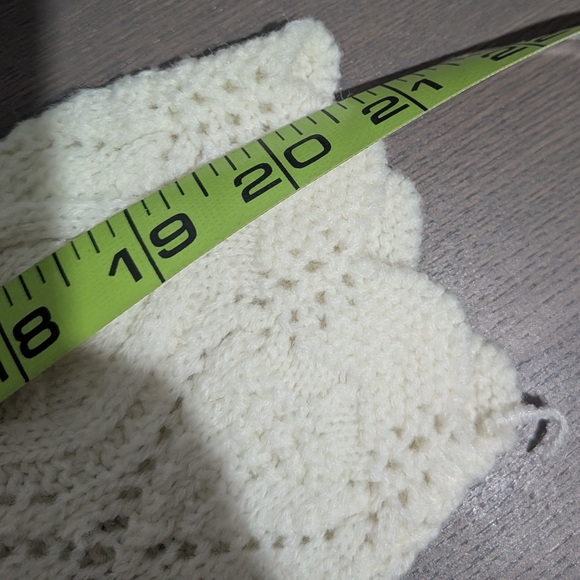 Vintage Handmade Lace Knit Cream Cardigan - Picture 9 of 12